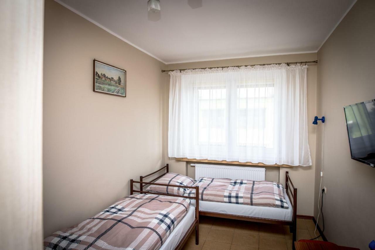 Pokoje Goscinne Arkadia Września Exterior foto